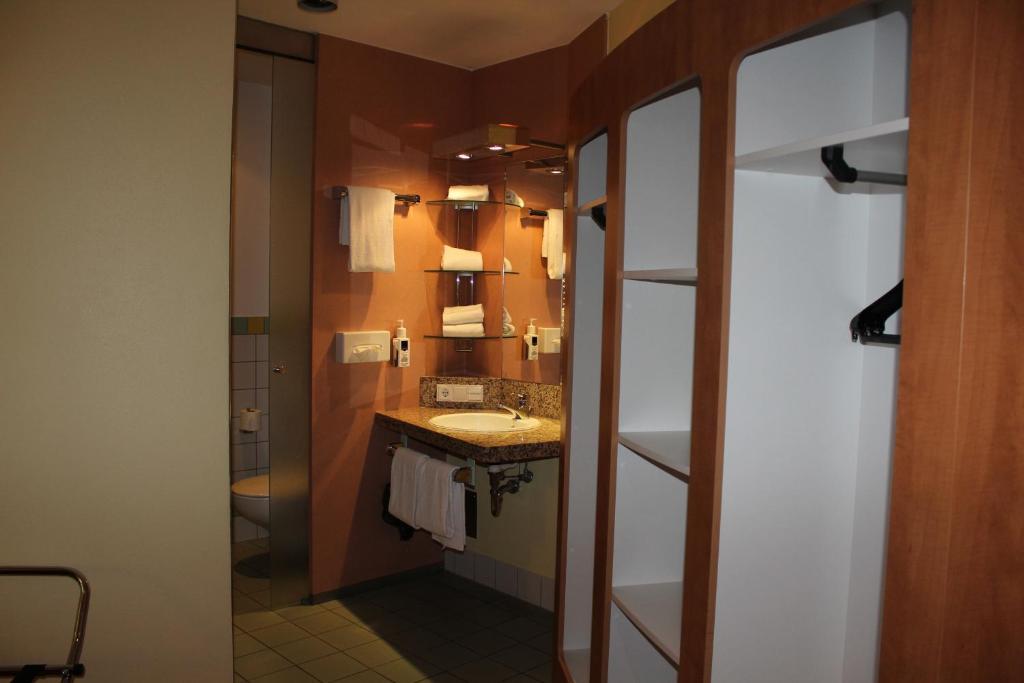 Hotel Holledau Geisenhausen Room photo